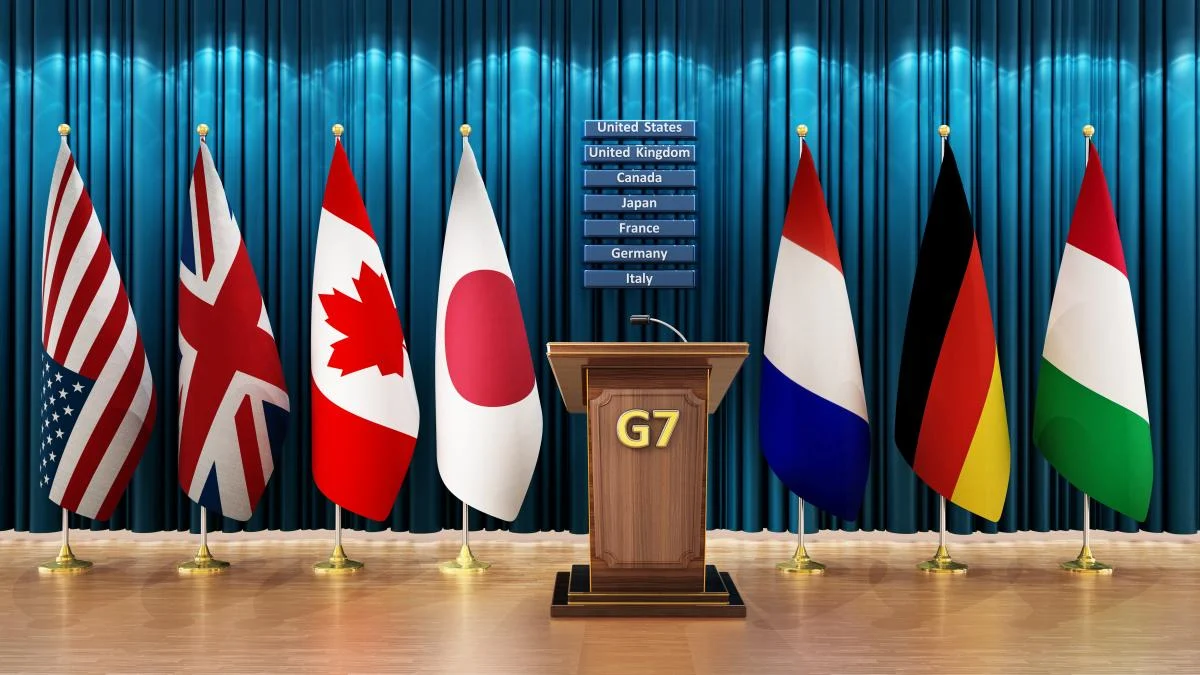 G7 promises to help restore Ukraine and further sanctions against Russia, – statement