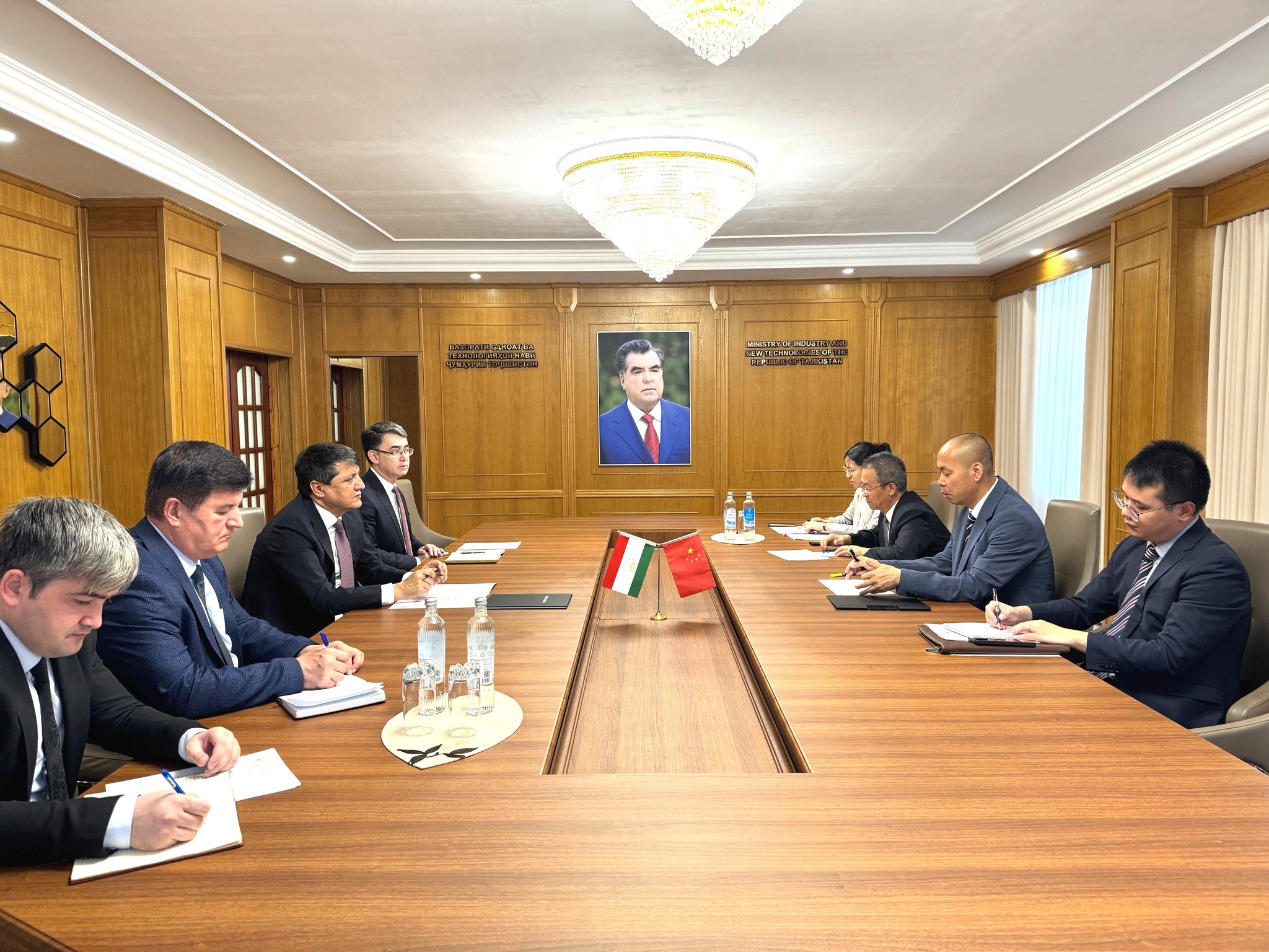 Tajikistan and China expand cooperation in industry and new technologies