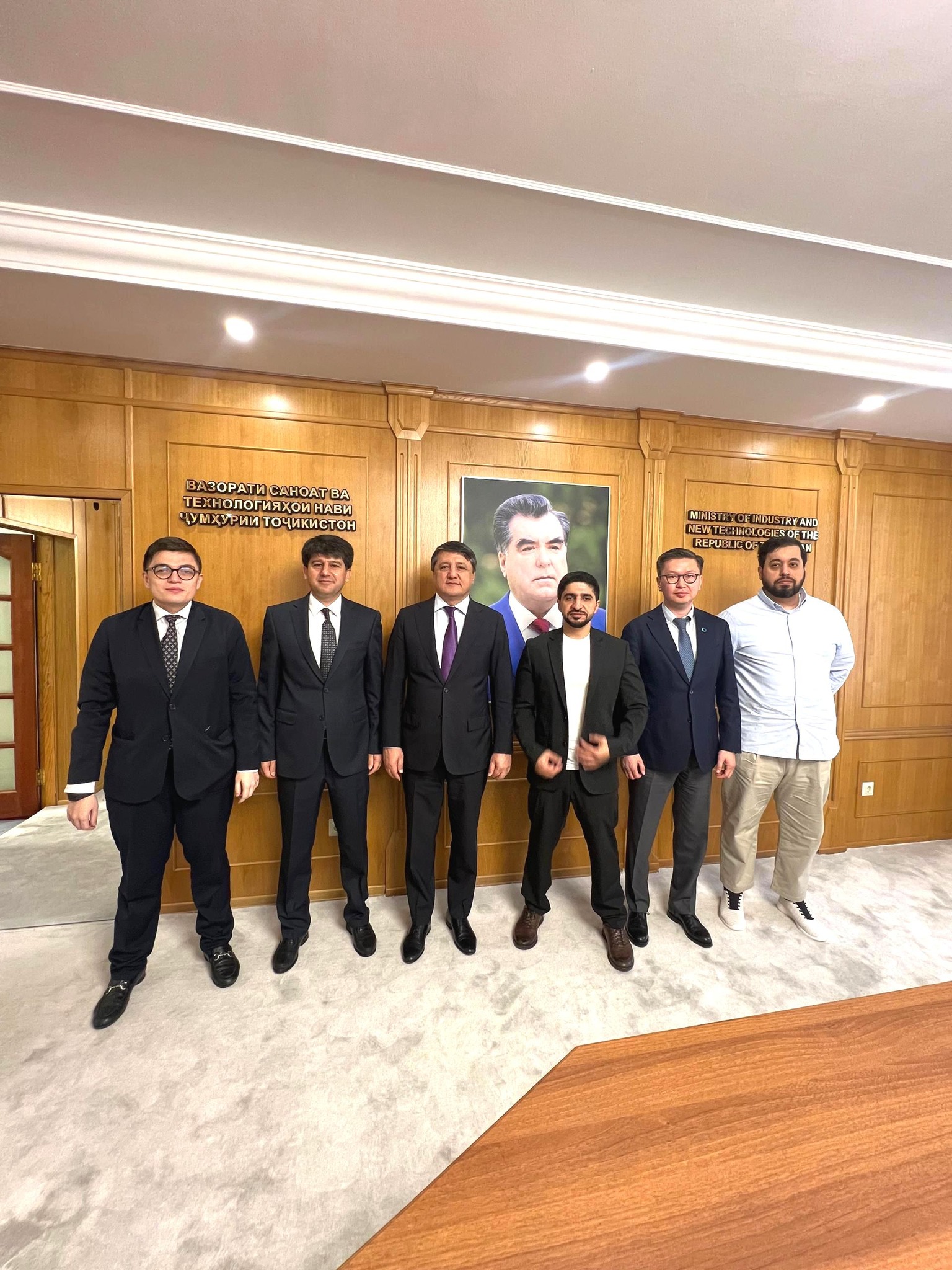 Tajikistan and International AI Companies Agree to Create Data Center and GPU Cluster