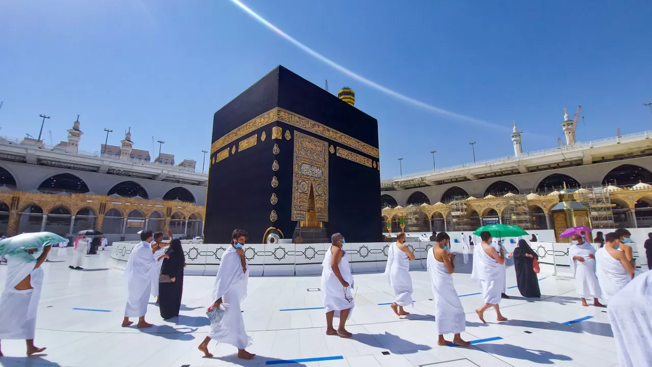 Saudi Arabia imposes fines, deportation and entry bans for illegal Hajj