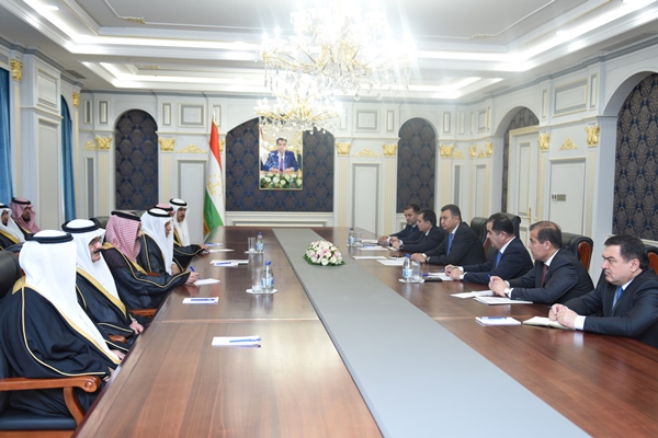 Tajik Prime Minister Discusses Trade and Investment Cooperation with Saudi Arabian Representative