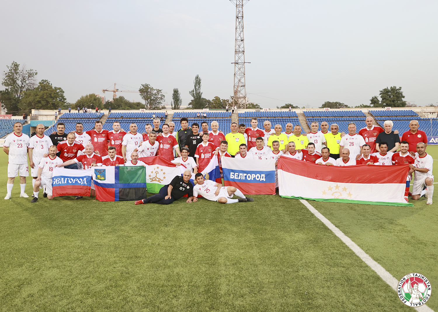 Football legends of Russia and Tajikistan played a friendly match in Dushanbe