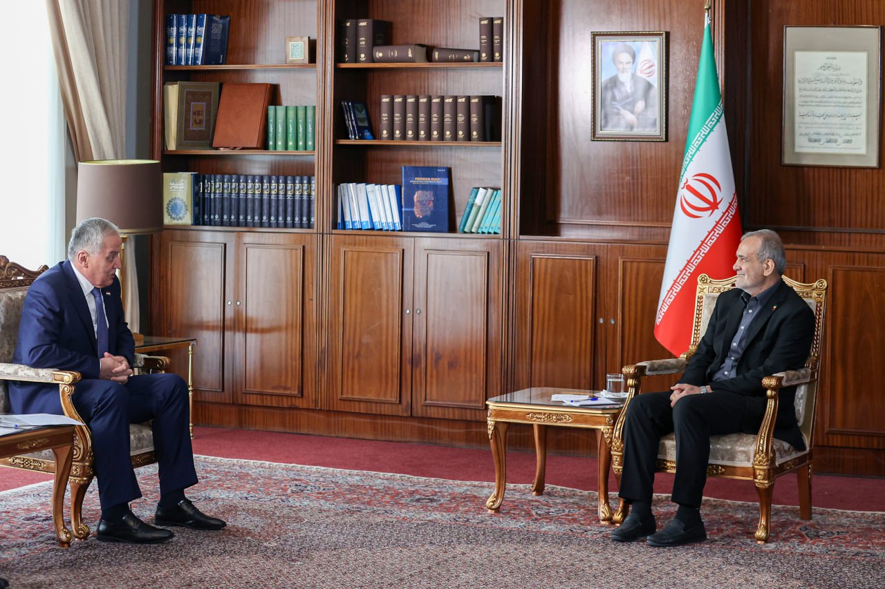 Iranian President Receives Tajikistan Foreign Minister in Tehran