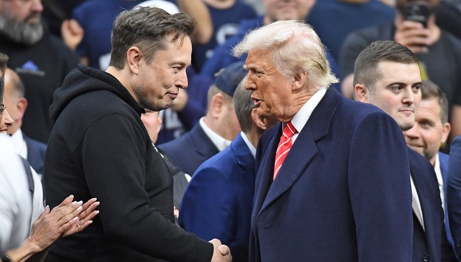 Elon Musk to Remain Unofficial Adviser to Trump Administration