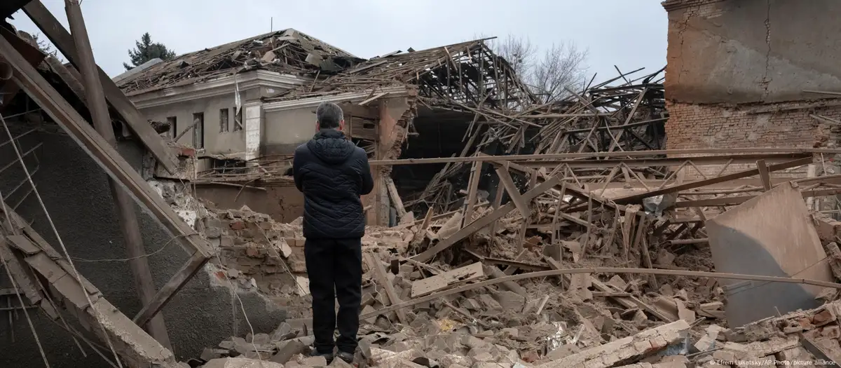 Russian strikes in Ukraine kill two people, including a teenager