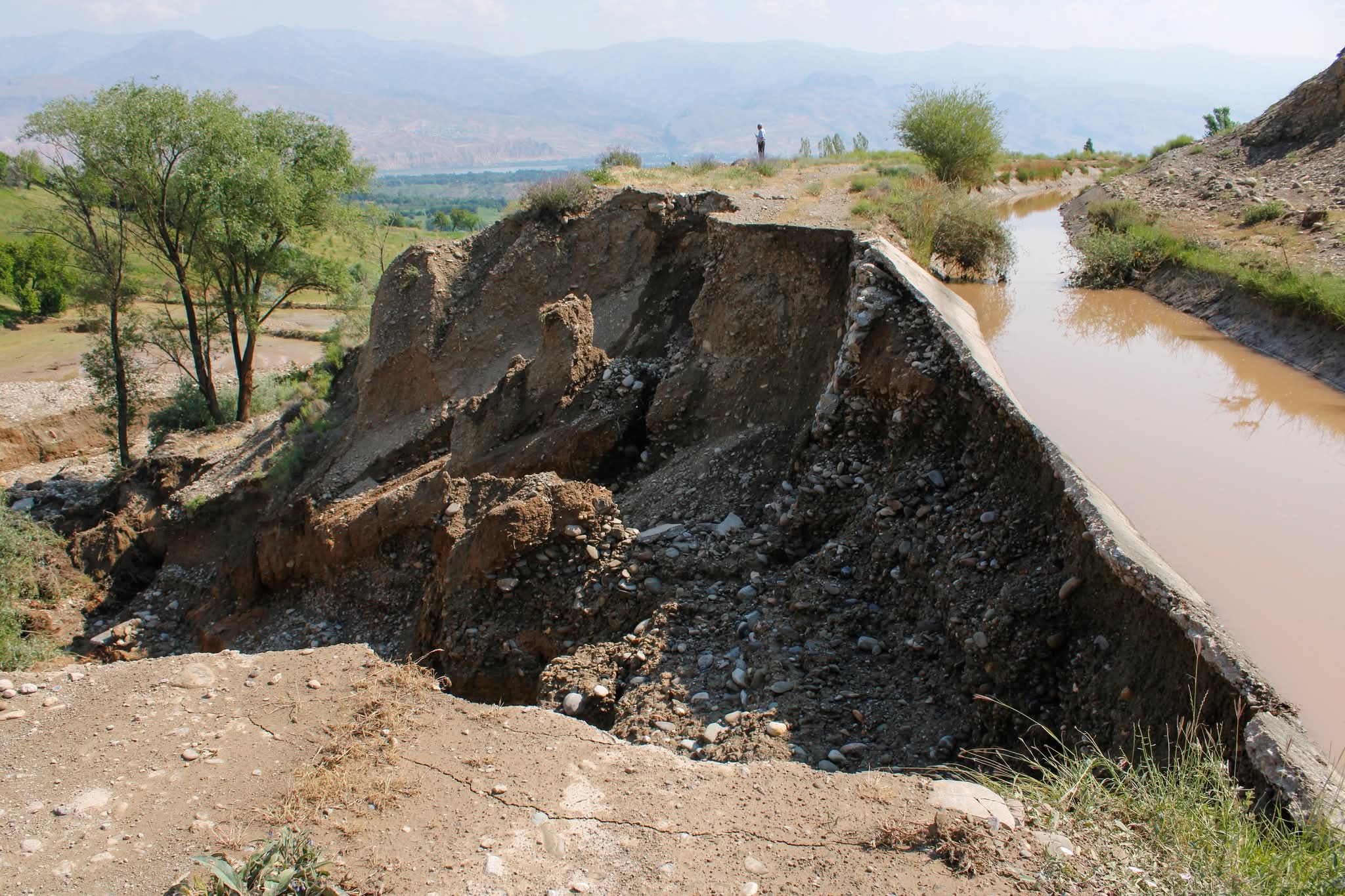 Mudflow in Penjikent damaged irrigation facilities and crops