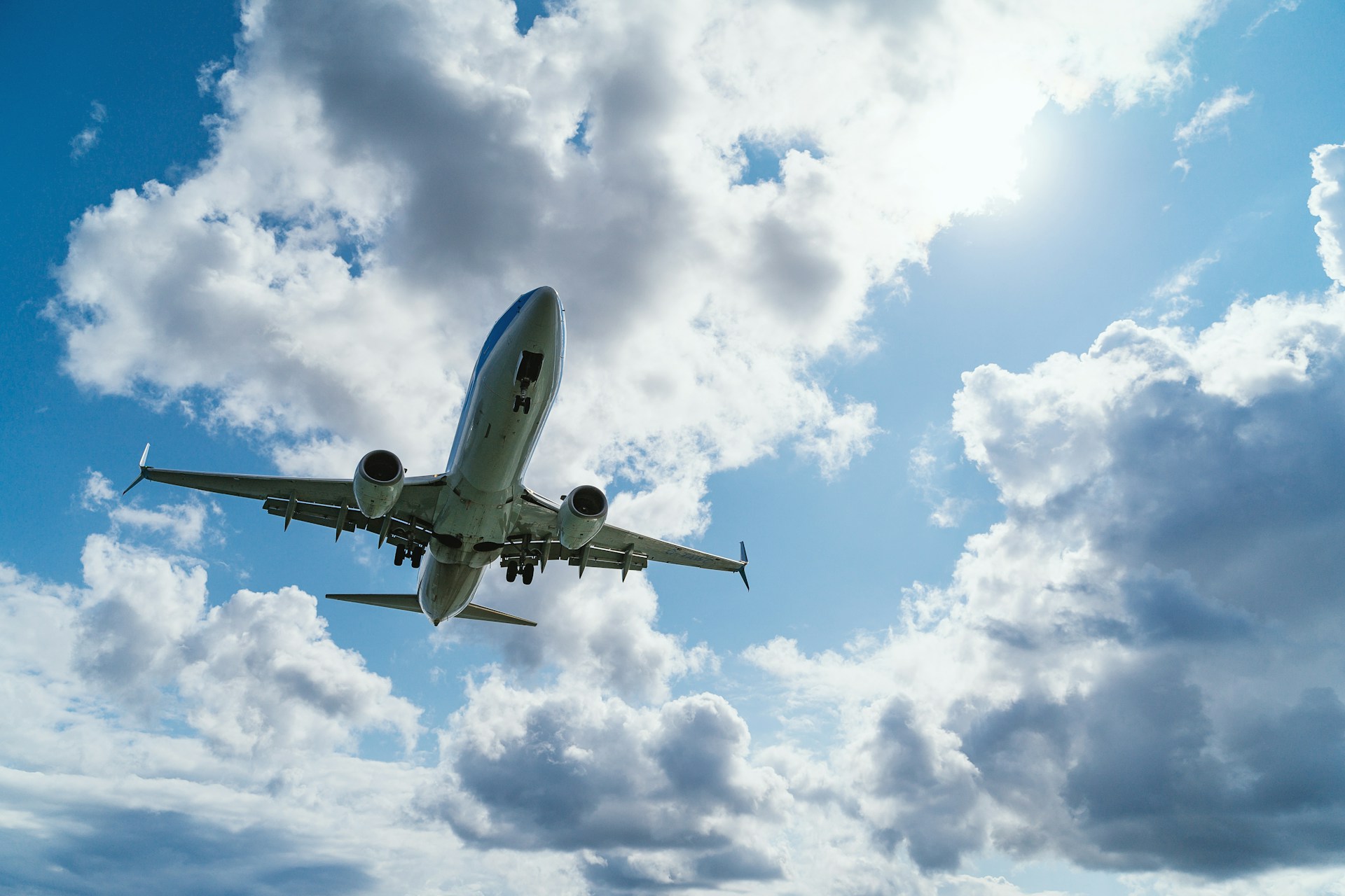 Tajikistan implements 'Open Skies' policy, lifts restrictions on air travel