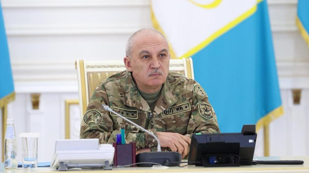 The President of Kazakhstan dismissed the Minister of Defense Ruslan Zhaksylykov from his post