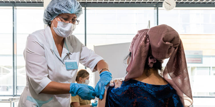Russia Discusses Mandatory Vaccination of Migrants Against Infectious Diseases