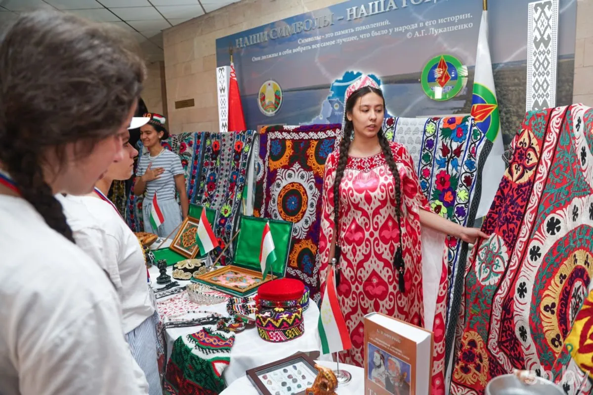 Schoolchildren from Tajikistan presented their traditions and customs at the Children of the Commonwealth forum