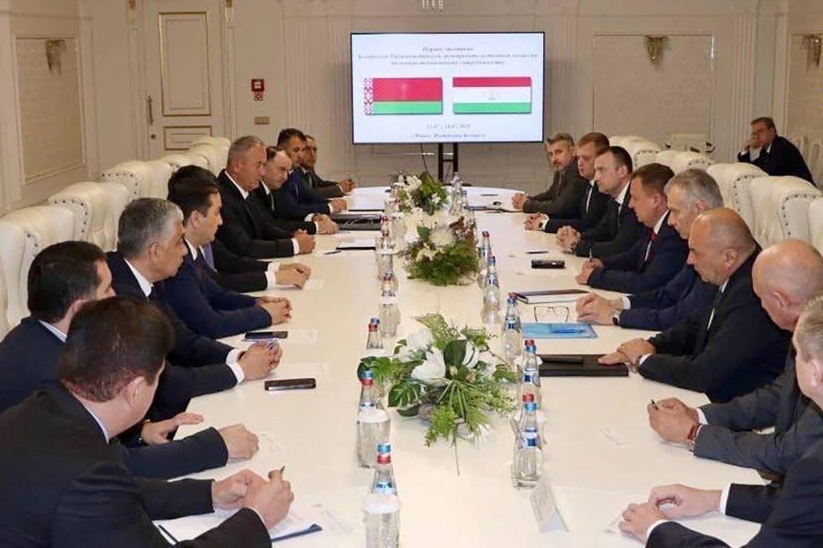 Tajikistan and Belarus Discuss Military-Technical Cooperation