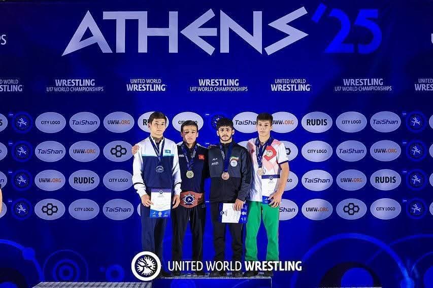Young wrestler from Tajikistan Makhdi Barotov won bronze at the World Championships in Athens