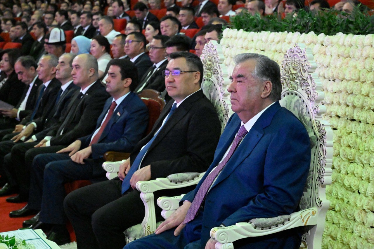 Concert "Eternal Friendship" with participation of presidents of Tajikistan and Kyrgyzstan was held in Dushanbe