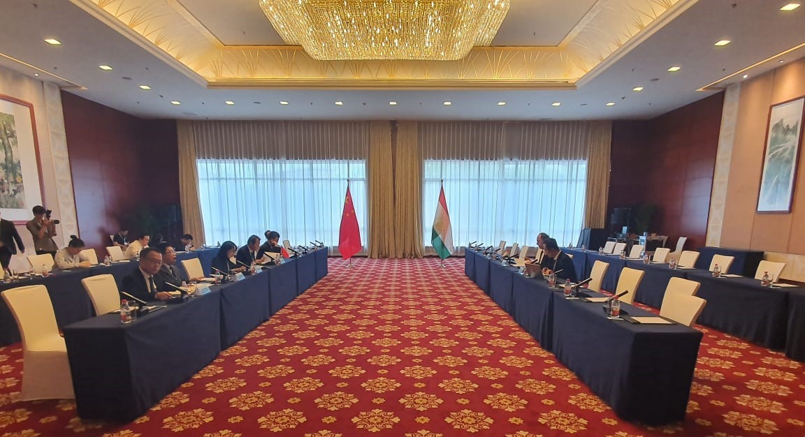 Tajikistan and China discussed expanding cooperation in transport and logistics
