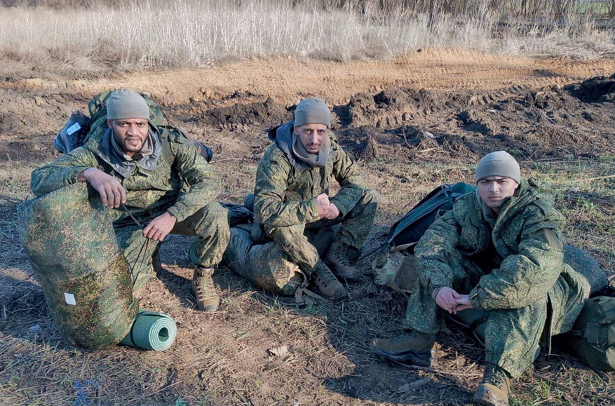 One-way visa: How Russian regional authorities are involved in recruiting Arab mercenaries for war