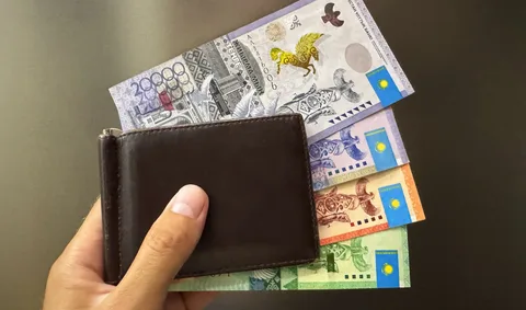 What money can no longer be exchanged in Kazakhstan
