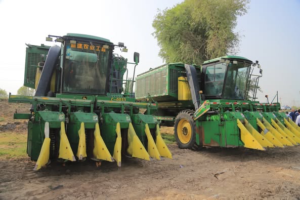 New cotton pickers purchased in Yavan to speed up harvesting