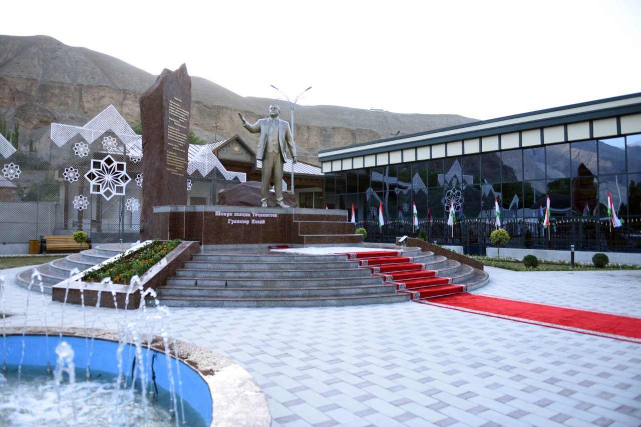 Monument to People's Poet of Tajikistan Gulnazar Keldi unveiled in Ayni District