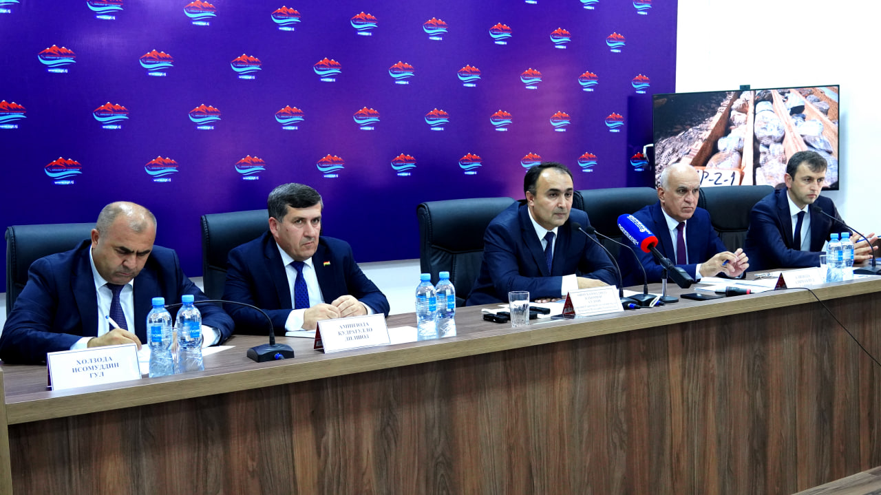 68 families and a school to be resettled following geotechnical surveys in Tajikistan