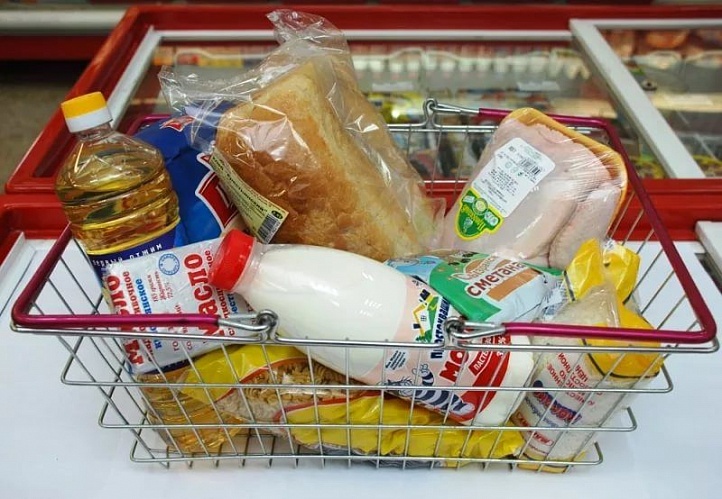 Three cities in Kazakhstan will begin a pilot program of issuing food vouchers.