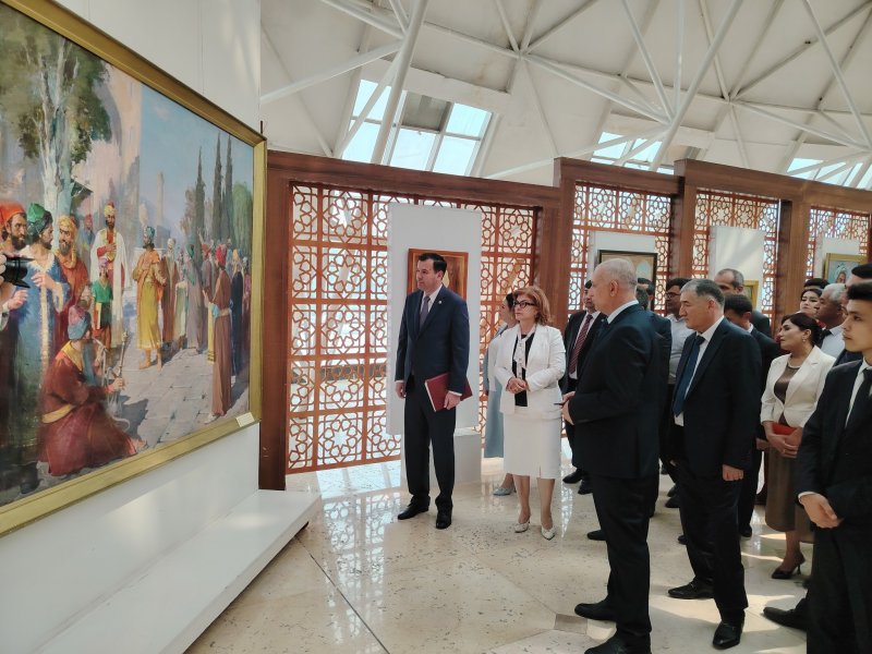An exhibition dedicated to the 1045th anniversary of Abu Ali ibn Sina has opened at the National Museum.