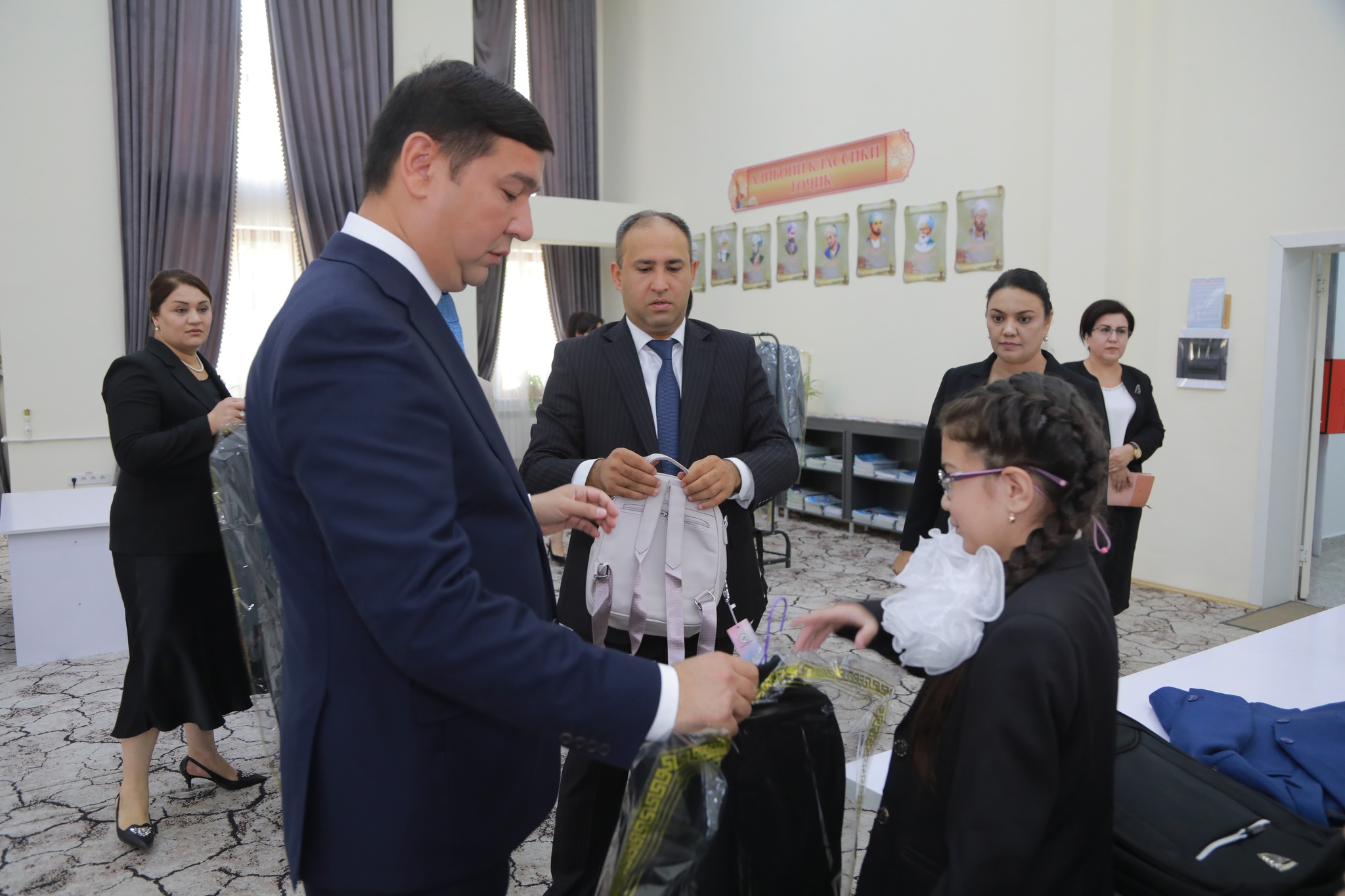 The Chairman of Khujand provided assistance to 25 orphans