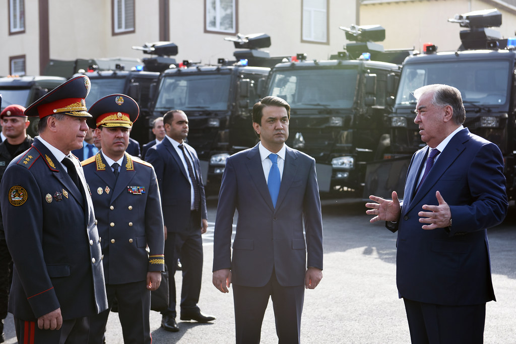 The head of state opened a new building for the Shokhin Special Purpose Police Detachment of the Dushanbe Department of Internal Affairs.