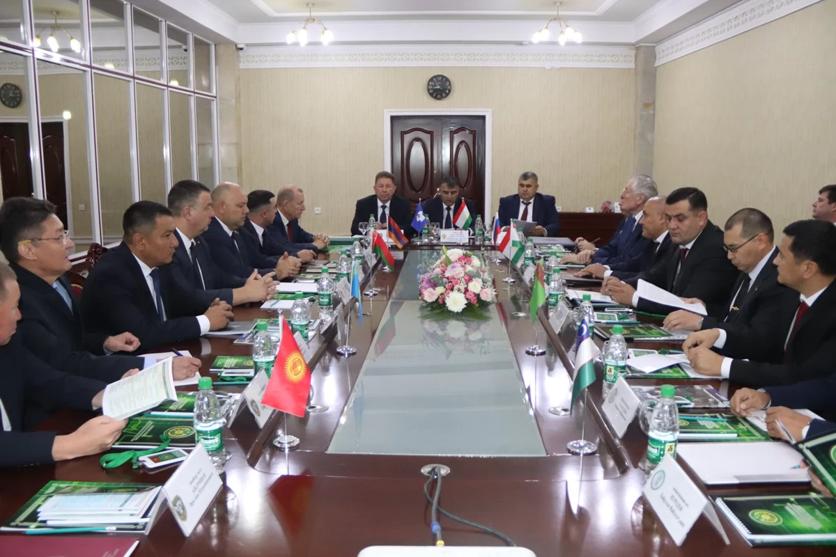 A meeting of heads of military medical agencies of the CIS border agencies was held in Dushanbe.
