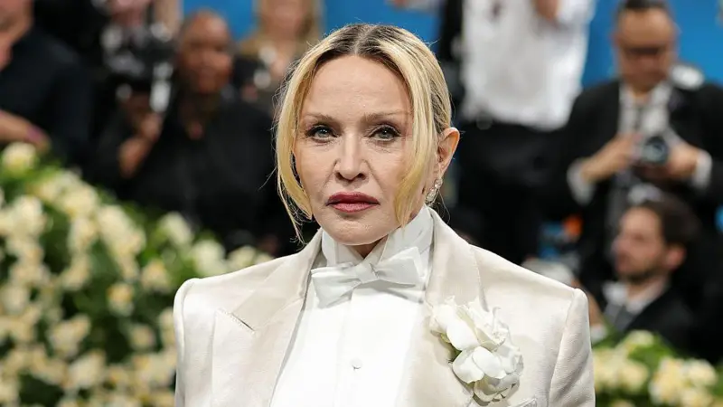 Madonna urged the Pope to come to Gaza "before it's too late"