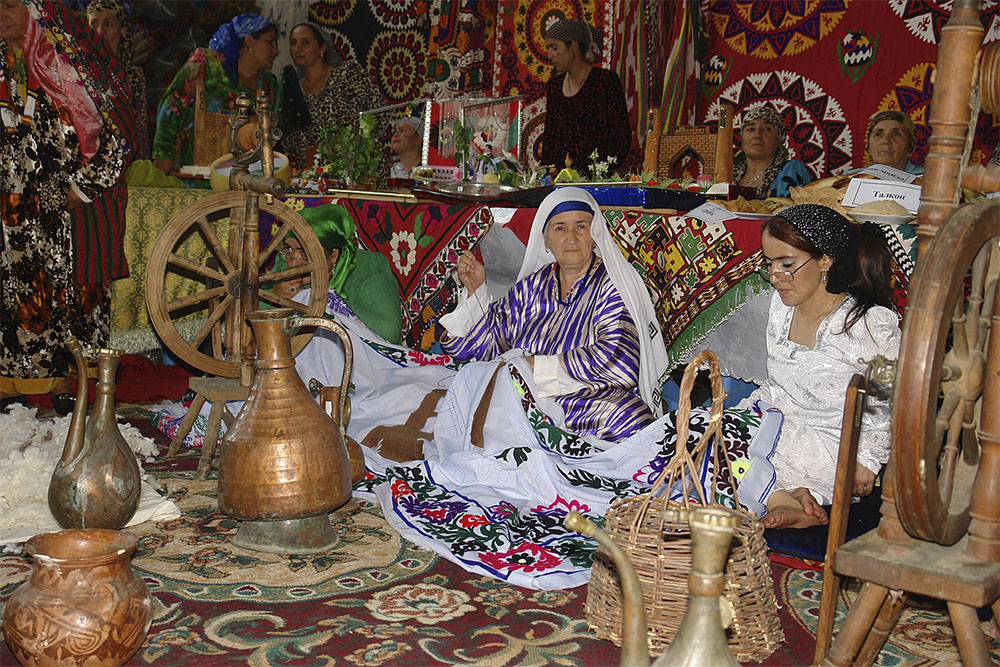 Women of Tajikistan can participate in the International Competition "Women for the Preservation of Traditions"