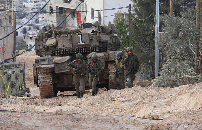 Israeli forces have begun capturing Gaza City.