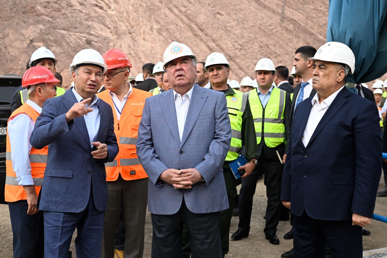 Rahmon ordered the acceleration of construction of the Rogun hydroelectric power station and the quality of work to be ensured.