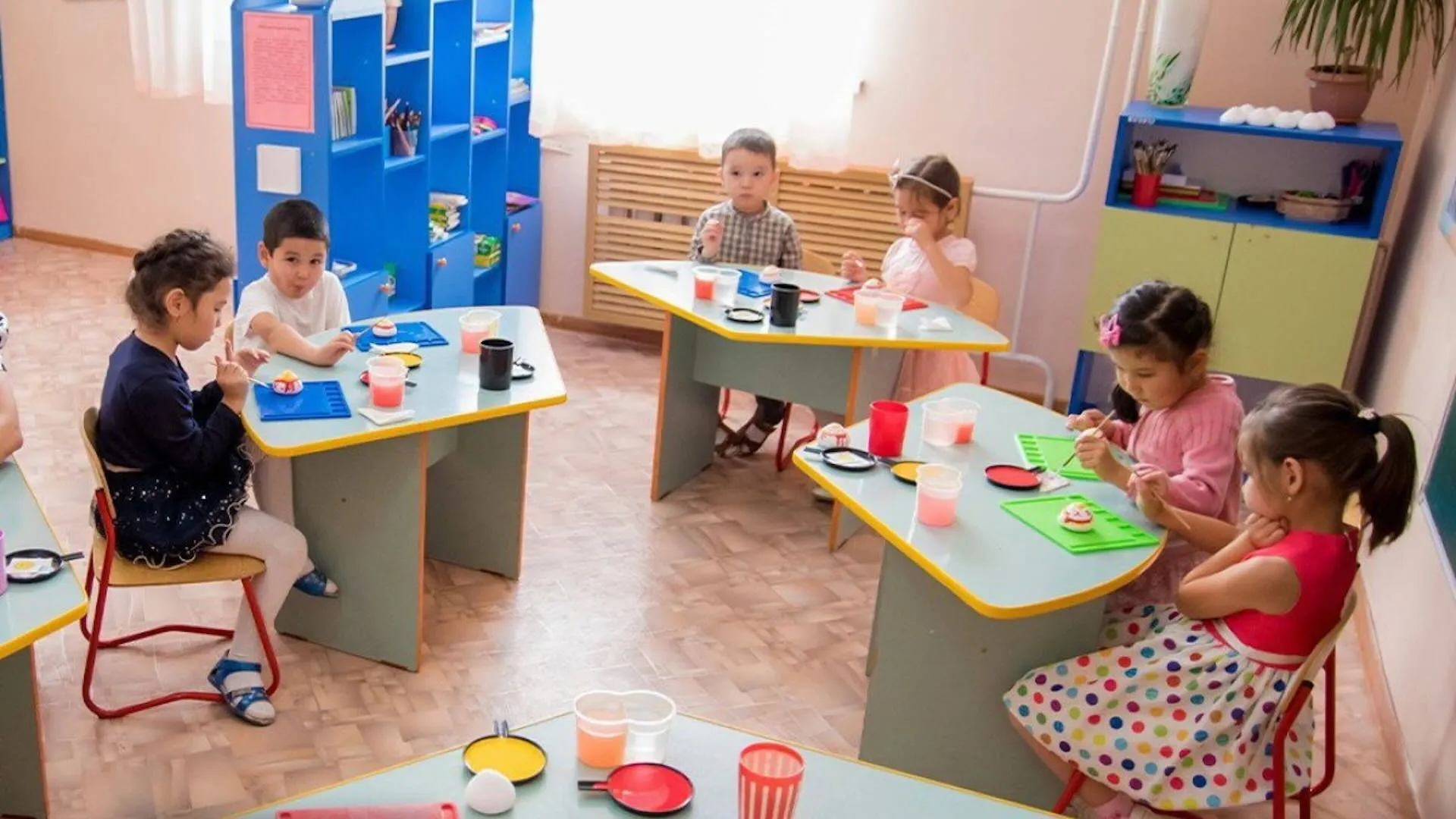 In the Shakhrinav district, more than 2,500 children are enrolled in preschool education.