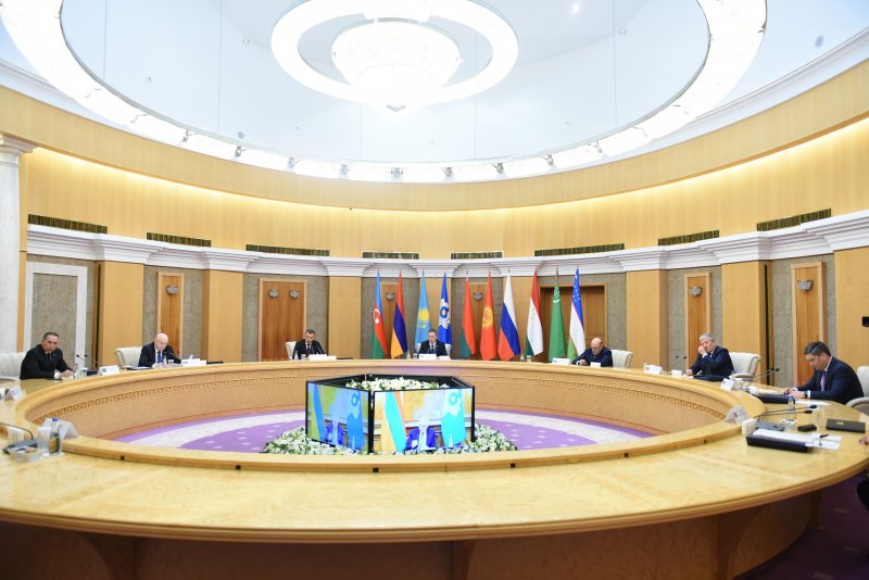 A CIS agreement on joint locust control was signed in Minsk.
