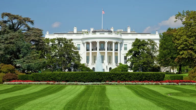 The White House warned Netanyahu of isolating Israel if the war in Gaza continues.