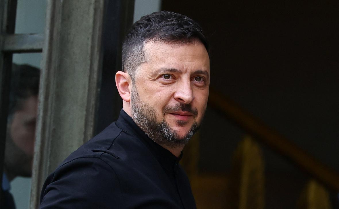Zelensky invited Putin to meet with him in Kyiv.