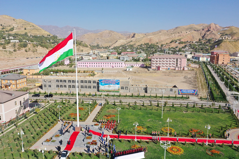 Emomali Rahmon commissioned the State Committee for National Security (GKNB) department building in the Baljuvan district.