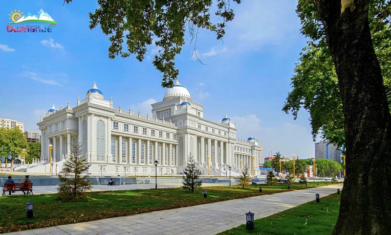 The EBRD forecasts Tajikistan's economic growth at 7.5% in 2025.