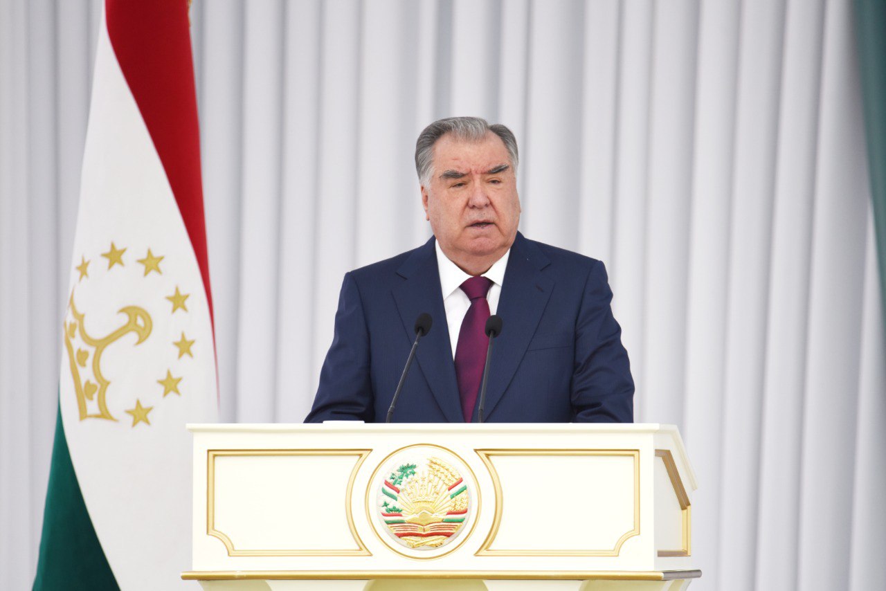 Emomali Rahmon ordered the elimination of the teacher shortage within a year.
