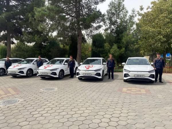 Five BYD e2 electric vehicles were delivered to Dushanbe power engineers.