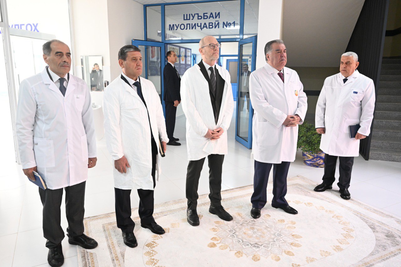 Emomali Rahmon opened a new children's tuberculosis hospital in Vahdat.