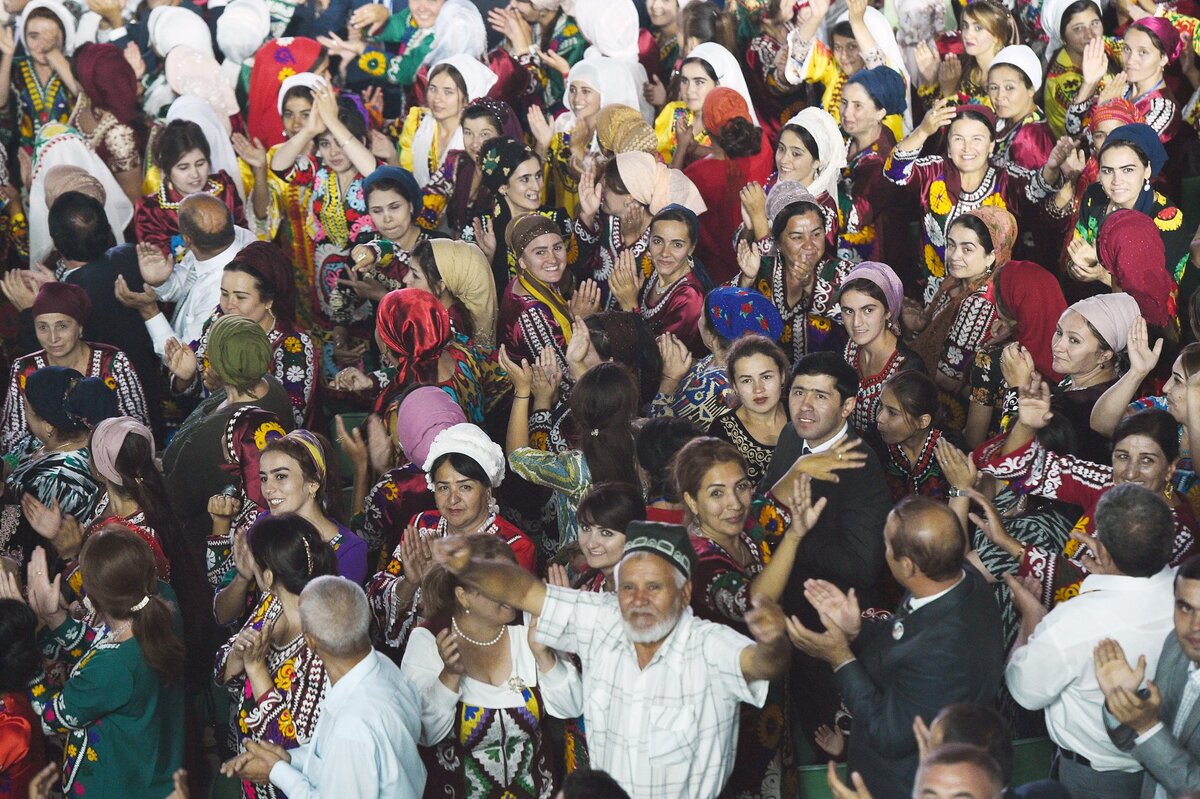 The natural population growth of Tajikistan since independence has been 2.4% per year.