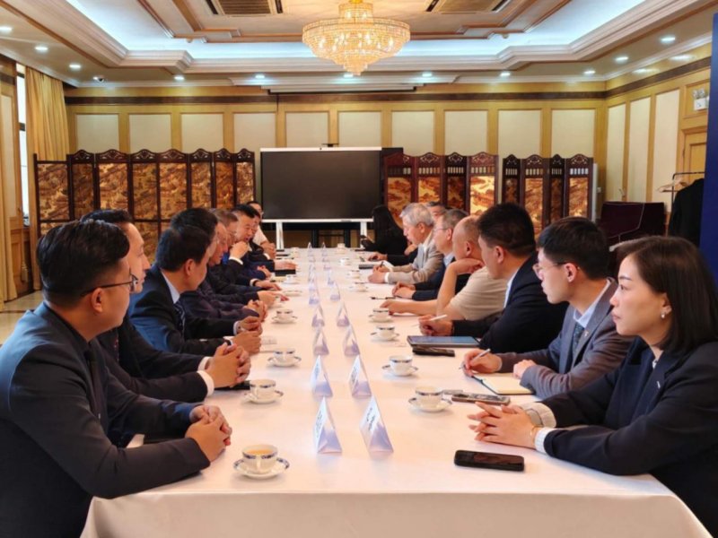Chinese companies are encouraged to more actively exploit Tajikistan's investment opportunities.
