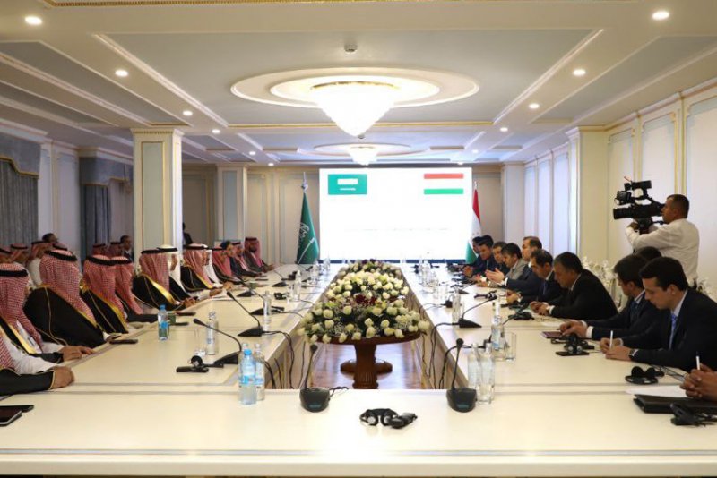 Tajikistan and Saudi Arabia signed two memorandums of cooperation