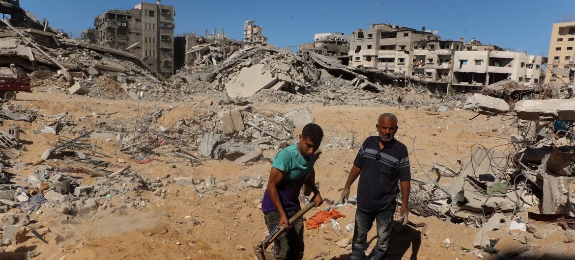 UN: Humanitarian aid to Gaza is progressing, but risks of disruption remain