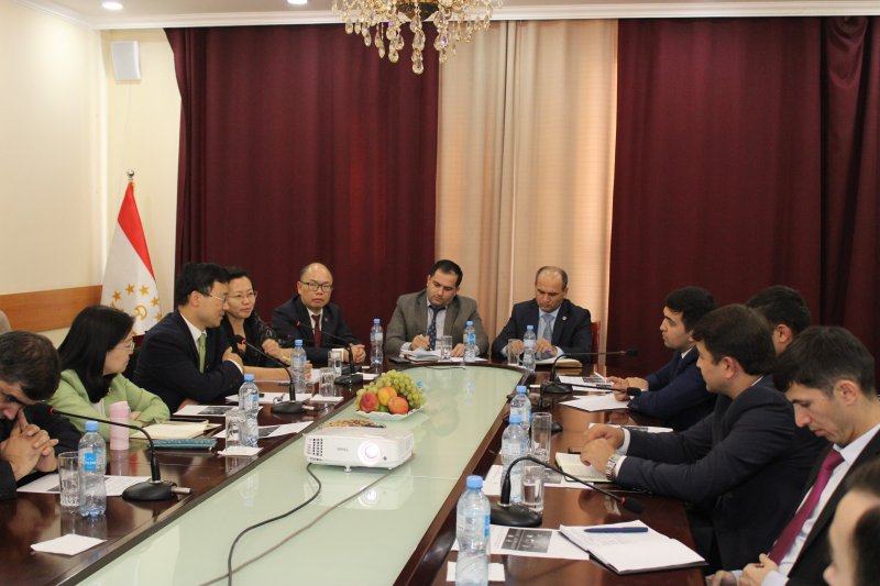 China's experience in building a rule-of-law state was discussed in Dushanbe.
