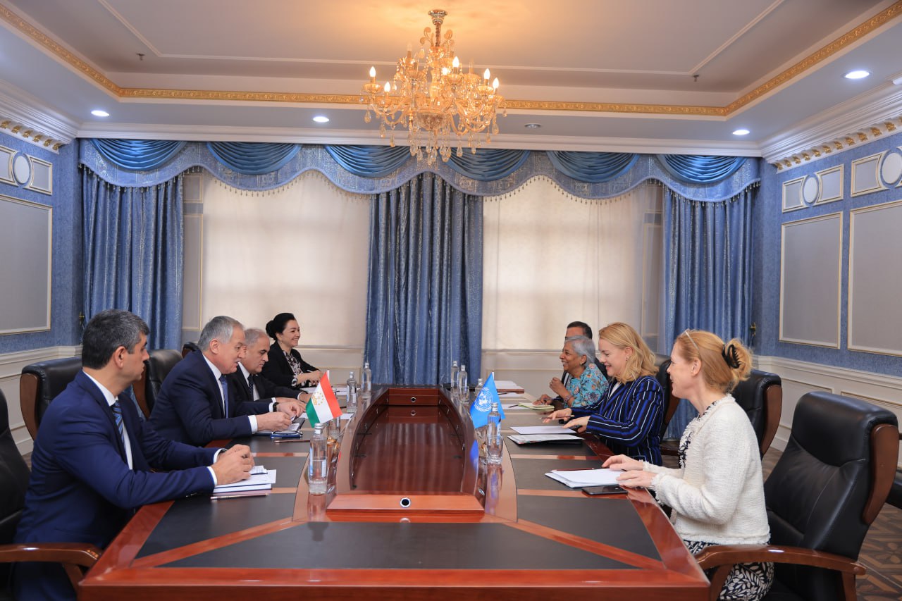 Tajikistan discussed cooperation with UNECE on sustainable development and the green economy.