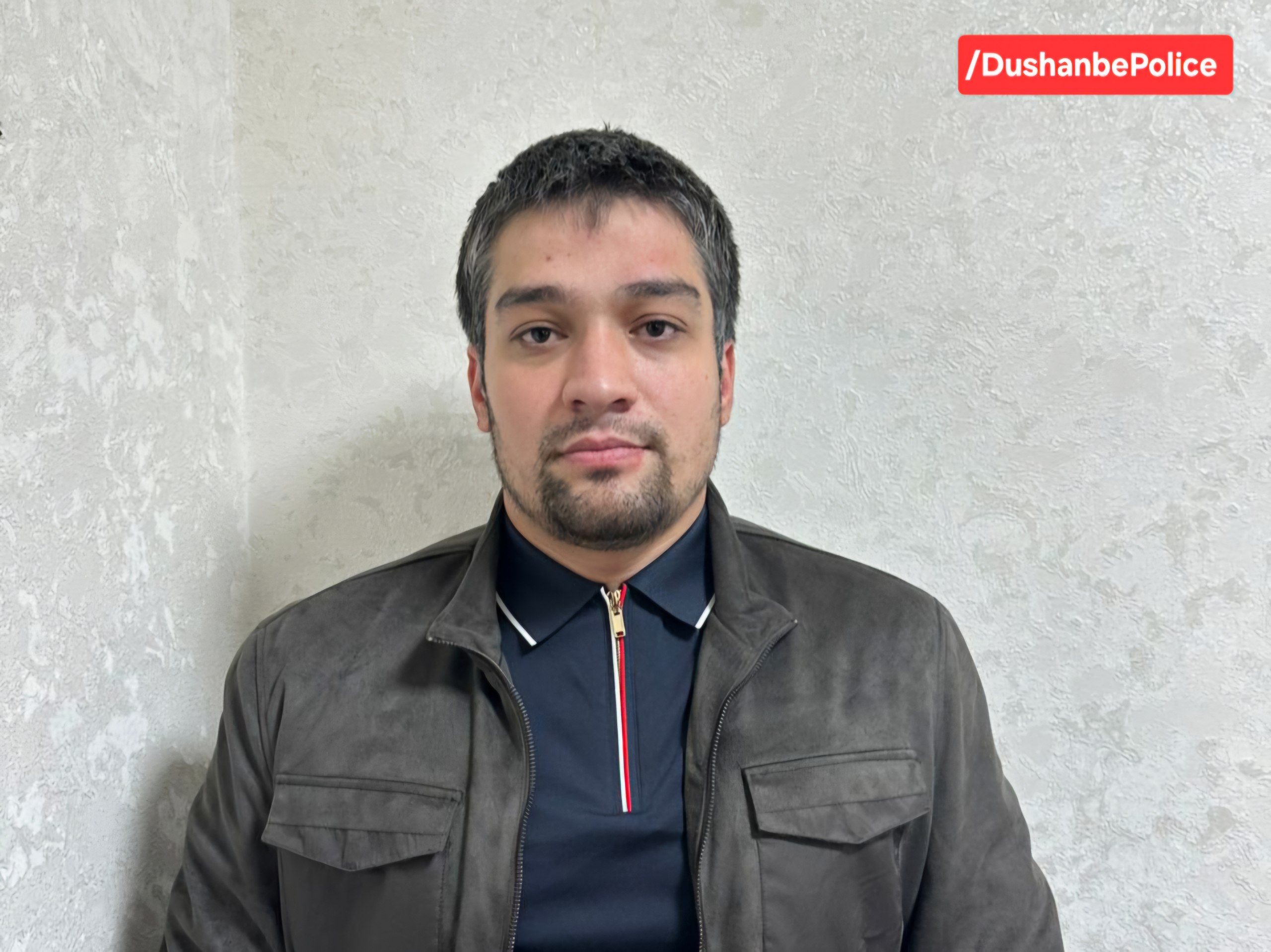 A man who beat a taxi driver has been detained in Dushanbe.