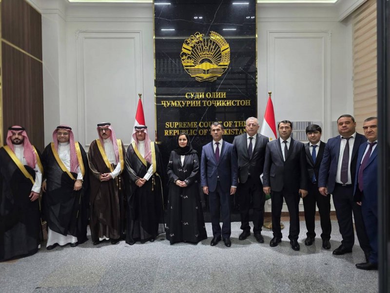 Tajikistan and Saudi Arabia discussed the exchange of experience between judicial systems.