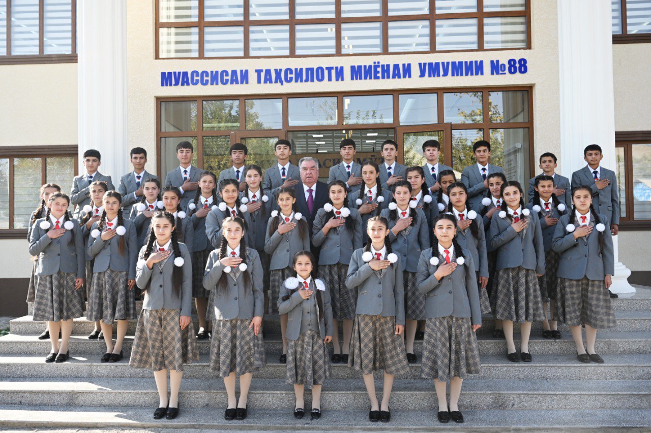 Emomali Rahmon opened Secondary School No. 88 named after Kosym Sirodzh in the village of Pushing in the Dangara district.